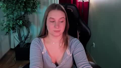 Trisha and Vincent online show from February 20, 8:42 pm