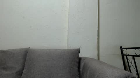 Snapshot of saint_flowerxxx chatting on December 25, 3:17 pm saint_flowerxxx online show from December 25, 3:17 pm