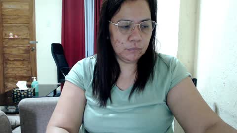 Snapshot of saint_flowerxxx chatting on January 12, 11:47 pm saint_flowerxxx online show from January 12, 11:47 pm