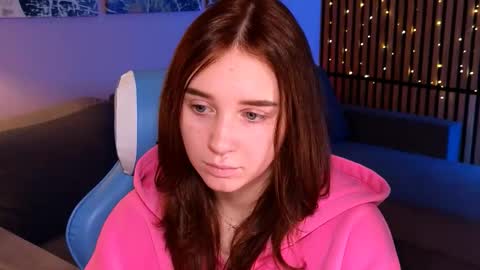 Molly online show from November 6, 12:44 pm