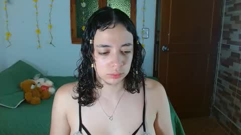 Snapshot of sajecrismaa chatting on October 15, 5:59 pm crisma online show from October 15, 5:59 pm