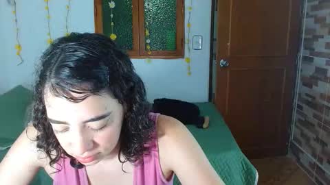 Snapshot of sajecrismaa chatting on October 12, 11:51 pm crisma online show from October 12, 11:51 pm