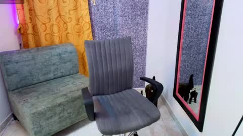 sally_ricci online show from June 5, 7:31 pm