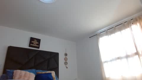 Sally online show from November 23, 8:43 pm