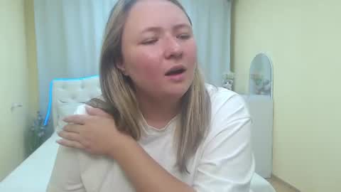 Sally online show from July 13, 6:52 pm