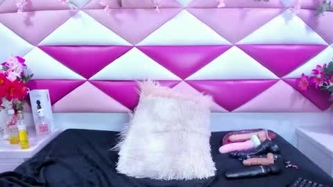 salmasanto online show from December 16, 2:28 am