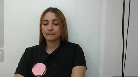 SALOME online show from November 25, 5:04 pm