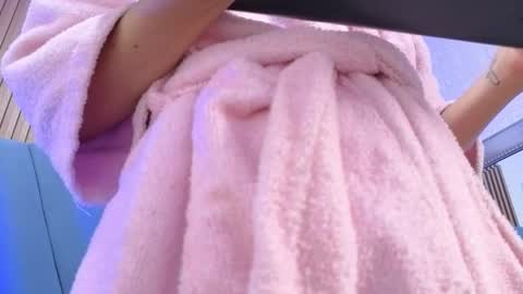 salome_cruxx online show from May 31, 6:31 pm