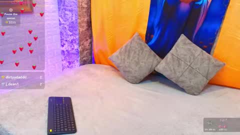 Snapshot of salome_cruxx chatting on October 17, 12:41 pm salome_cruxx online show from October 17, 12:41 pm