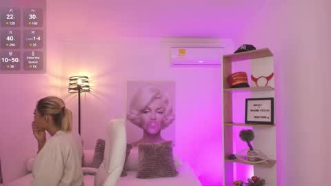 Snapshot of saloomee__ chatting on February 11, 11:09 am SALOME online show from February 11, 11:09 am
