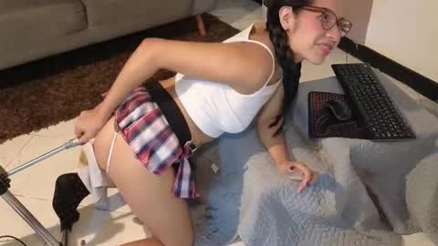 saly_moon1 online show from February 26, 4:00 am