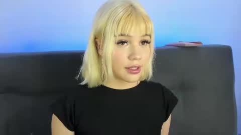 Snapshot of samantha_browwnn chatting on October 15, 7:05 pm samantha_browwnn online show from October 15, 7:05 pm