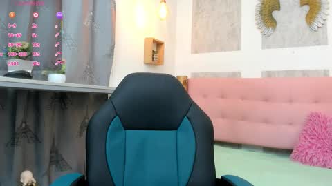    online show from November 14, 1:11 pm