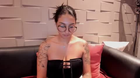 Snapshot of samantha_jadee chatting on February 27, 3:47 am Samantha online show from February 27, 3:47 am