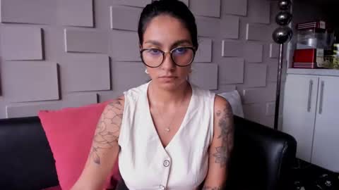 Snapshot of samantha_jadee chatting on January 3, 4:16 pm Samantha online show from January 3, 4:16 pm