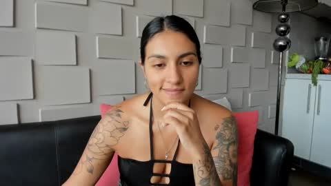 Snapshot of samantha_jadee chatting on February 1, 7:02 pm Samantha online show from February 1, 7:02 pm