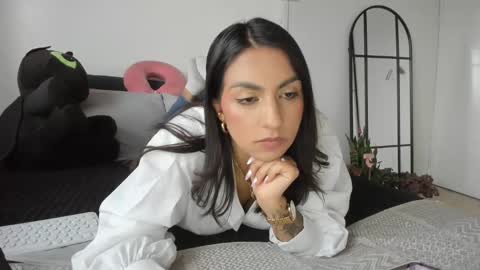 Samantha online show from May 9, 10:56 pm