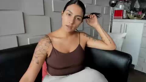 Snapshot of samantha_jadee chatting on January 13, 5:55 pm Samantha online show from January 13, 5:55 pm