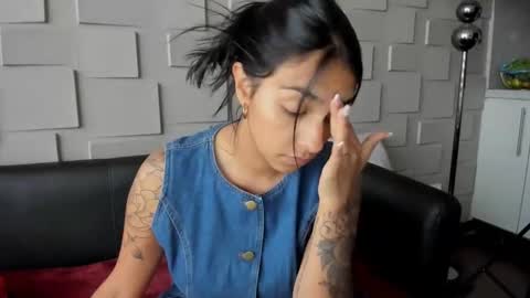 Snapshot of samantha_jadee chatting on February 9, 7:09 pm Samantha online show from February 9, 7:09 pm