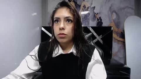 Hi Stream 800am to 200pm online show from November 28, 2:53 pm