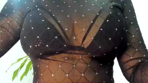 samantha_milfs online show from October 25, 11:18 am