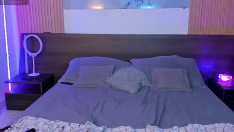 Snapshot of samantha_moons chatting on September 30, 9:08 pm samantha_moons online show from September 30, 9:08 pm