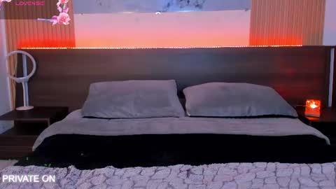 samantha_moons online show from July 2, 12:10 am