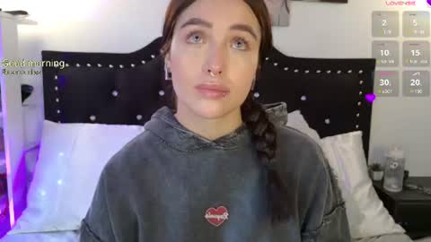 IGSamanthaGrant 10 online show from June 11, 2:03 pm
