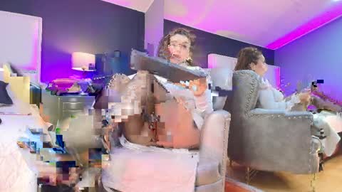 Samanta online show from April 2, 8:50 pm