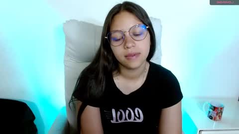 Snapshot of samantharoldan chatting on January 9, 1:24 pm Samantha online show from January 9, 1:24 pm