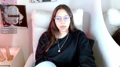 Snapshot of samantharoldan chatting on October 11, 3:48 pm Samantha online show from October 11, 3:48 pm