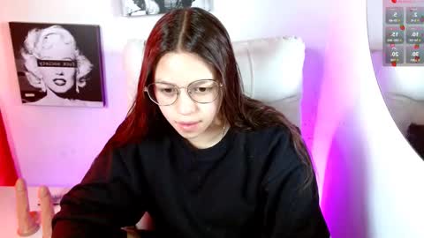 Snapshot of samantharoldan chatting on October 1, 12:43 pm Samantha online show from October 1, 12:43 pm