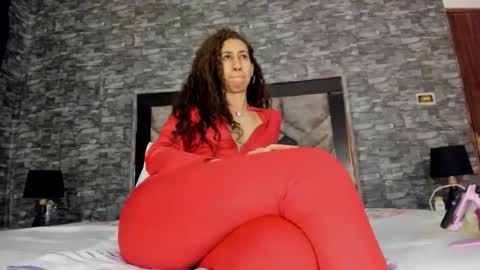 samanttamilf online show from June 10, 1:49 am