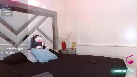 Snapshot of samara_selene chatting on October 16, 10:23 pm SAMARA online show from October 16, 10:23 pm