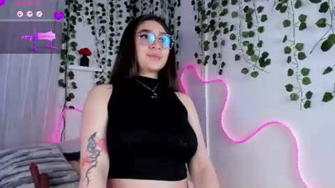 Samii Evans online show from July 25, 5:36 am