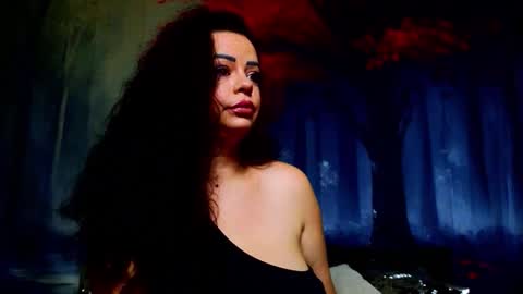     online show from January 6, 7:06 pm