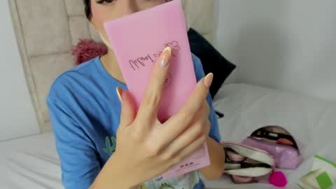 Sammy Sam Samantha online show from April 13, 6:41 pm