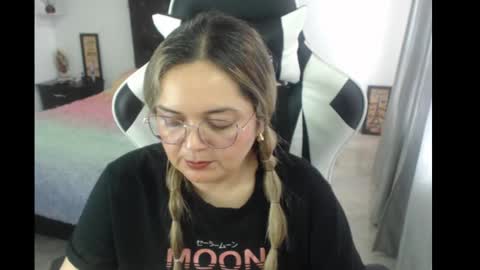 samy_vsn online show from February 22, 3:42 pm