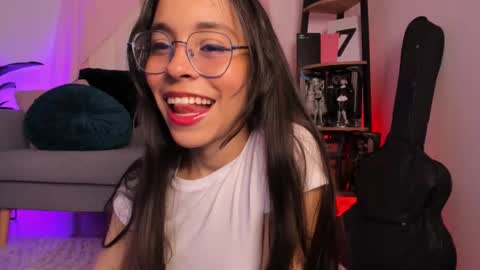 Special show on 17 december and 23 UwU online show from November 17, 6:30 pm