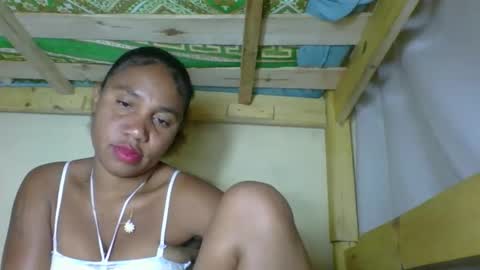 Snapshot of sandolahh chatting on October 15, 8:06 am SANDO online show from October 15, 8:06 am