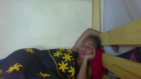 Snapshot of sandolahh chatting on October 5, 12:43 pm SANDO online show from October 5, 12:43 pm