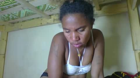 Snapshot of sandolahh chatting on October 7, 2:43 pm SANDO online show from October 7, 2:43 pm