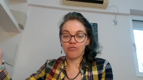 Sandra online show from March 26, 3:58 pm