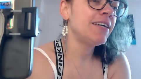 Sandra online show from April 13, 11:55 am