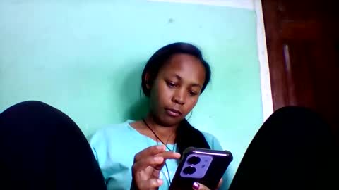 sandra1253099 online show from May 21, 6:50 pm
