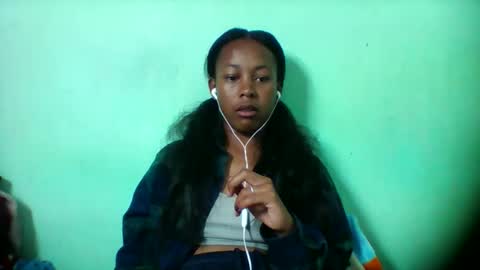 sandra1253099 online show from January 11, 7:02 am