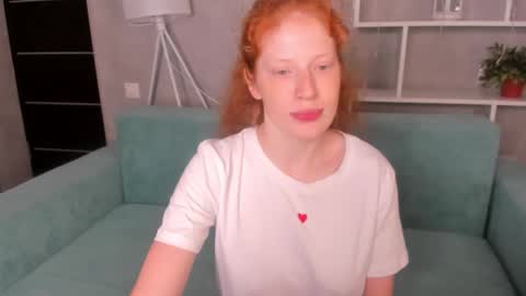 Snapshot of sandra__wilson chatting on September 16, 1:35 am Sandra online show from September 16, 1:35 am