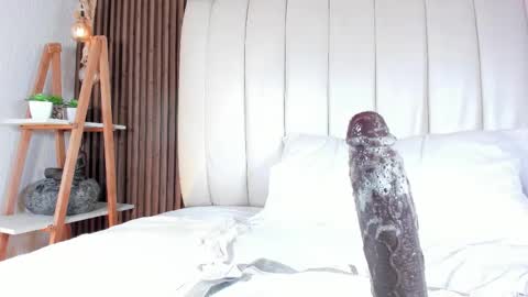 Sandra online show from February 20, 6:26 am