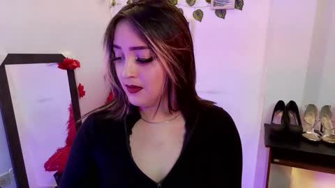 Snapshot of sapphire_lilac chatting on September 26, 8:01 am Carla online show from September 26, 8:01 am