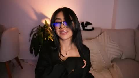 Sara  online show from November 8, 1:54 am